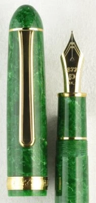 Platinum #3776 Celluloid Fountain Pen with  14K Gold Soft Fine Nib JADE - Image 1 of 4