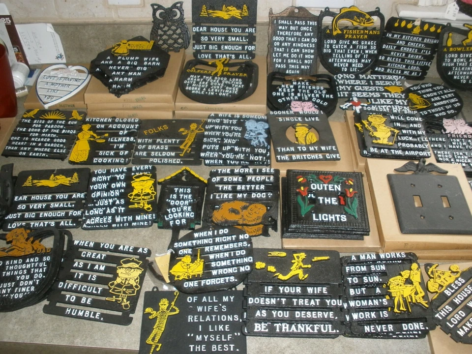 NUEVO Amish & Funny Dies Remaches de Metal Remache o Colgante de Pared TÚ ELIGES EL ESTILO  Foto 1 de 1