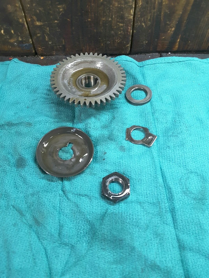 1987 Yamaha SRX-250 SRX250 SRX 250 OEM balance shaft drive gear counter balance  - Image 1 of 4
