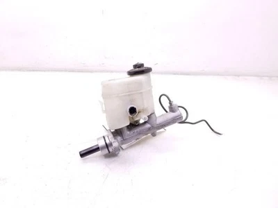 02-04 TOYOTA AVALON V6 FWD BRAKE MASTER CYLINDER ASSEMBLY  - Image 1 of 4