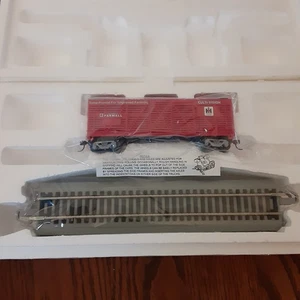 Farmall Express IH Livestock Car Hawthorne Village Bachmann - Picture 1 of 7