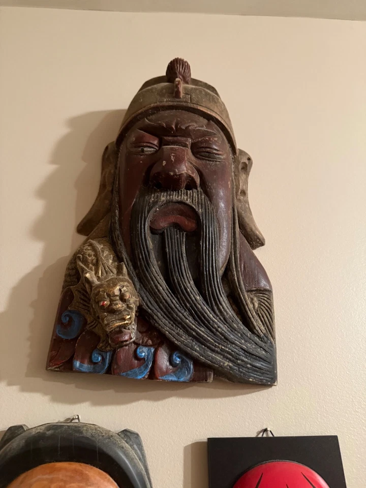 Chinês vintage esculpido à mão em madeira - Imagem 1 de 1