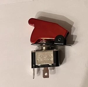 CUBIERTA ROJA CROMADA PARA INTERRUPTOR ESTILO CARRERAS Cambridge ~ INTERRUPTORES ELÉCTRICOS-CAMBIADOR - Imagen 1 de 3