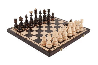 The Christmas Chess Set - Image 1 of 4