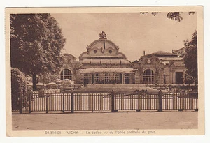 *** Vichy - Das Casino von der zentralen Allee des Parks aus gesehen *** 1953 - CPA 0903 - Bild 1 von 2