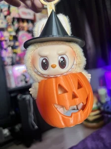 3D Printed Custom Halloween Witch pumpkin outfit For Standard Size Labubus - Picture 1 of 2
