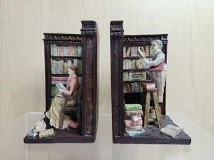 2 x Bibliothek Buchstützen / Ecken Vintage handgefertigte Skulpturen UK Harz  - Bild 1 von 12