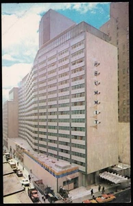 Summit Hotel New York Postcard - Picture 1 of 2