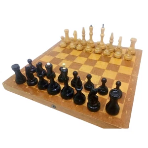 Vintage 1970s Soviet Russian Wooden Chess Set Folding Board 30 х 30 cm. Game. - Picture 1 of 20