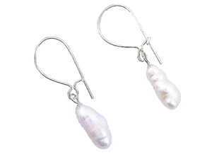 Par de pendientes de alambre de riñón de plata esterlina con perlas de arroz de agua dulce EBS7893 - Imagen 1 de 2