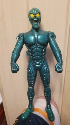 Figura de acción Walkie Talkie Duende Verde Marvel 2001 12" totalmente funcional. Foto 1 de 3