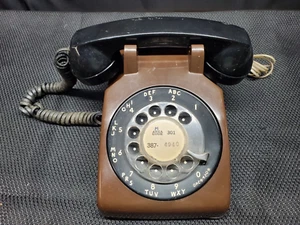 VTG Black & Brown Rotary Desk Telephone Bell System Western Electric 500DM - Picture 1 of 8