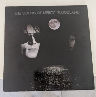THE SISTERS OF MERCY Floodland 1ST GERMAN   LP  W INNERS - Image 1 of 4