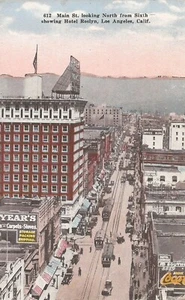 Los Angeles, CALIFORNIA - Main Street & Hotel Roslyn - 1923 - trollies - Picture 1 of 2