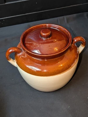 Vintage McCoy Pottery Classic Bean Pot with Lid - Model 393 - Image 1 of 3