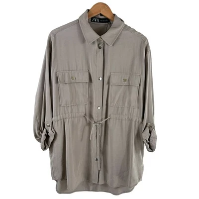 Vestido camisero túnica Zara para mujer talla grande con botones delanteros de gran tamaño con cordón Foto 1 de 4