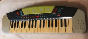 Simba My Music World Kinder Keyboard 37 Tasten 8 Demos 8 Rhythmen ab 3 Jahren - Bild 1 von 4