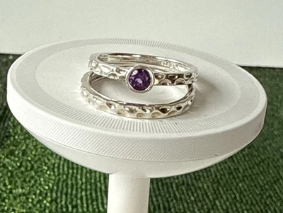 Juego de 2 anillos de banda vintage de piedras preciosas de amatista martilladas talla: 10,75 como nuevo Foto 1 de 4