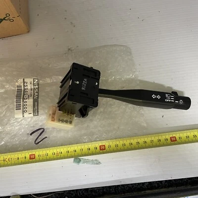 25540-D4000 Nissan Genuine Switch assembly turn signal Indicator Lights NOS OEM - Image 1 of 4
