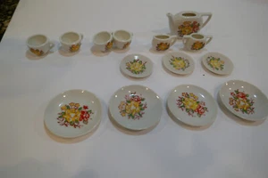 Vintage Japan Floral  Miniature Tea Set  Made in Japan Good Condition - Picture 1 of 5