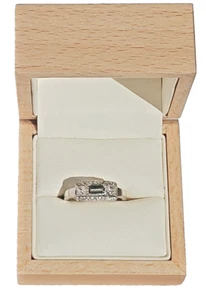 £5550 18ct White Gold Emerald Princess F/G Colour VS Clarity Diamond Ring - Picture 1 of 2