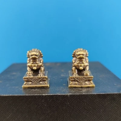 Par de mini estatuillas de latón Foo Perros León Guardián Hogar Oficina Coche Decoración Foto 1 de 4