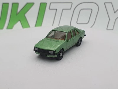 Opel Rekord 2,0 E 1/87 Verde 1977 - Immagine 1 di 4