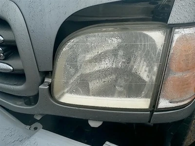 Driver Left Headlight Fits 01-04 Toyota Sequoia OEM - Image 1 of 4