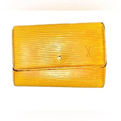 LOUIS VUITTON 1995 Yellow Epi Leather 6 Ring Key Holder Vintage - Image 1 of 4