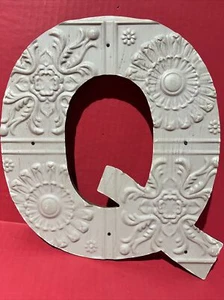 Shabby Chic Wood/Metal Hanging Letter Q Antique Grey 11 11/16” New - Picture 1 of 5