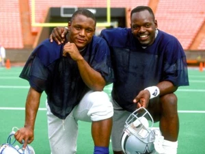 NFL LEGENDS BARRY SANDERS & EMMITT SMITH SUPERSTARS LIONS COWBOYS 8X10 - Picture 1 of 1