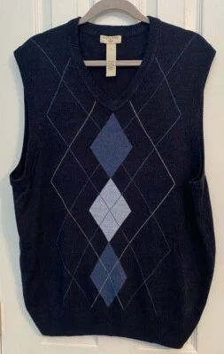 Chaleco suéter Argyle cuello en V suave al tacto Dockers para hombre, talla XL Foto 1 de 4