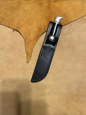 CUCHILLO DE CUERO BUCK 102 PERSONALIZADO PARA MANO IZQUIERDA FUNDA WESTERN ESTUCHE CAZA **SIN CUCHILLO** Foto 1 de 4