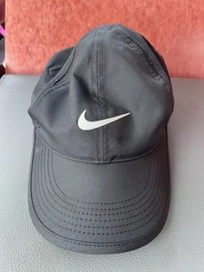 Nike Featherlight Dri-Fit Black Hat Cap Lightweight Run Golf Vented Aerobill - Picture 1 of 6