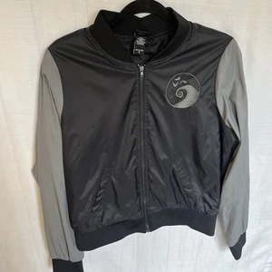 THE NIGHTMARE BEFORE CHRISTMAS BLACK & GREY BOMBER JACKET size medium. Halloween - Picture 1 of 8