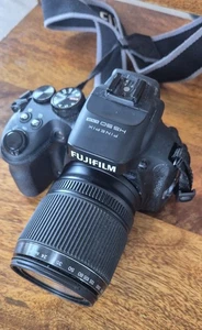 Fujifilm FinePix Series HS50EXR 16,0MP digitale + solo caricatore. - Foto 1 di 2