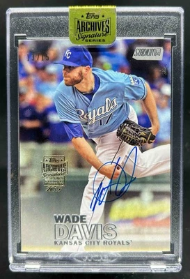 2017 Topps Archives Signature Series Wade Davis Autograph Auto #13/15 Royals - Image 1 of 2