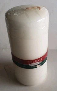 Holiday Inspirations Pfefferminz Twist 2 3/4" x 5 7/8" Zoll Stumpenkerze - Bild 1 von 4