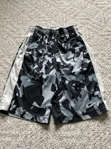 Nike Boys Shorts Size S - Picture 1 of 3