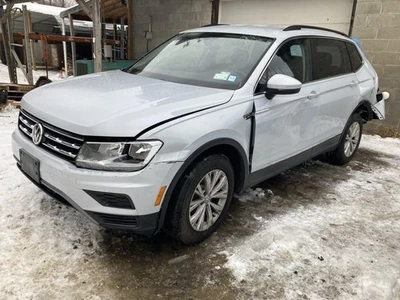 18 VW TIGUAN Windshield Glass (no shipping) - Image 1 of 4