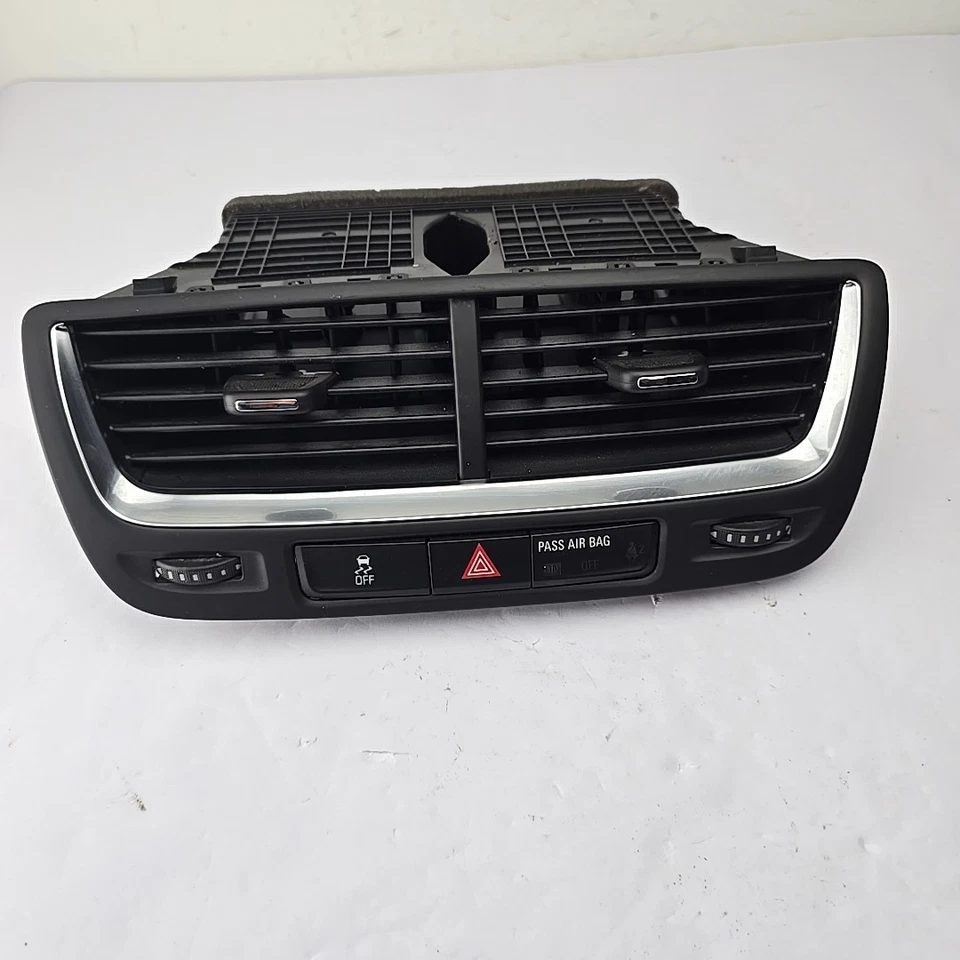 2013 2014 2015 2016 BUICK ENCORE ЦЕНТРАЛЬНАЯ ПРИБОРНАЯ ПАНЕЛЬ ОБОДОК AC ВЕНТИЛЯЦИОННЫЕ ОТВЕРСТИЯ OEM - Изображение 1 из 4