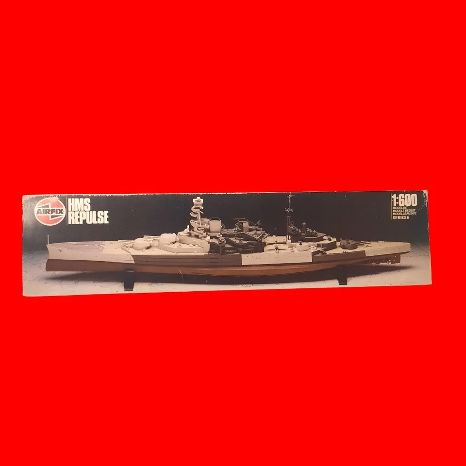 Vintage Airfix RARE HMS REPULSE 1/600.  Royal Navy Battlecruiser from WWII - Immagine 1 di 4