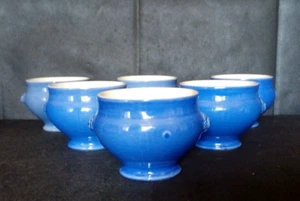 vintage 6 bols piedouche tètes de lion Emile Henry bleu et ivoire - Imagen 1 de 7
