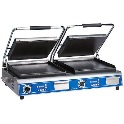 Globe Double Sandwich Grill With Smooth Plates - Dual 14  X 14  Cooking Surface • 2,298.74$