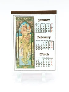 Casa de muñecas escala 1:12 miniatura, calendario Art Nouveau - Imagen 1 de 4
