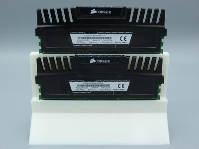 2x 4GB Corsair VENGEANCE CMZ8GX3M2A1600C9 8GB DDR3 1600MHz PC3-12800U PC RAM Kit - Bild 1 von 2