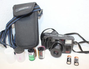 Olympus Infinity Zoom 200 35mm Camera Bundle TESTED! w/ Remote Control & Film! - Picture 1 of 21