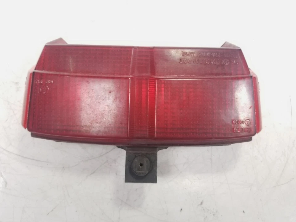 Carcasa luz freno trasero Yamaha FJ1200 envío gratuito Foto 1 de 4