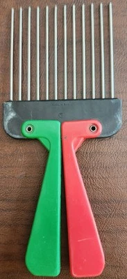 Curly Hair Pick/comb Foldable/vintage - Image 1 of 4