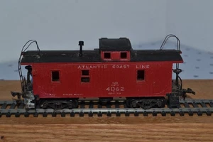 HO Scale Revell Atlantic Coast Line Caboose #4062 - Bild 1 von 6